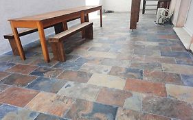SUPERBE VILLA 85 m2 NIMES CAREMEAU